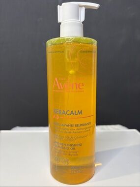 Avène Xeracalm A.D Lipid-Replenishing Cleansing Oil